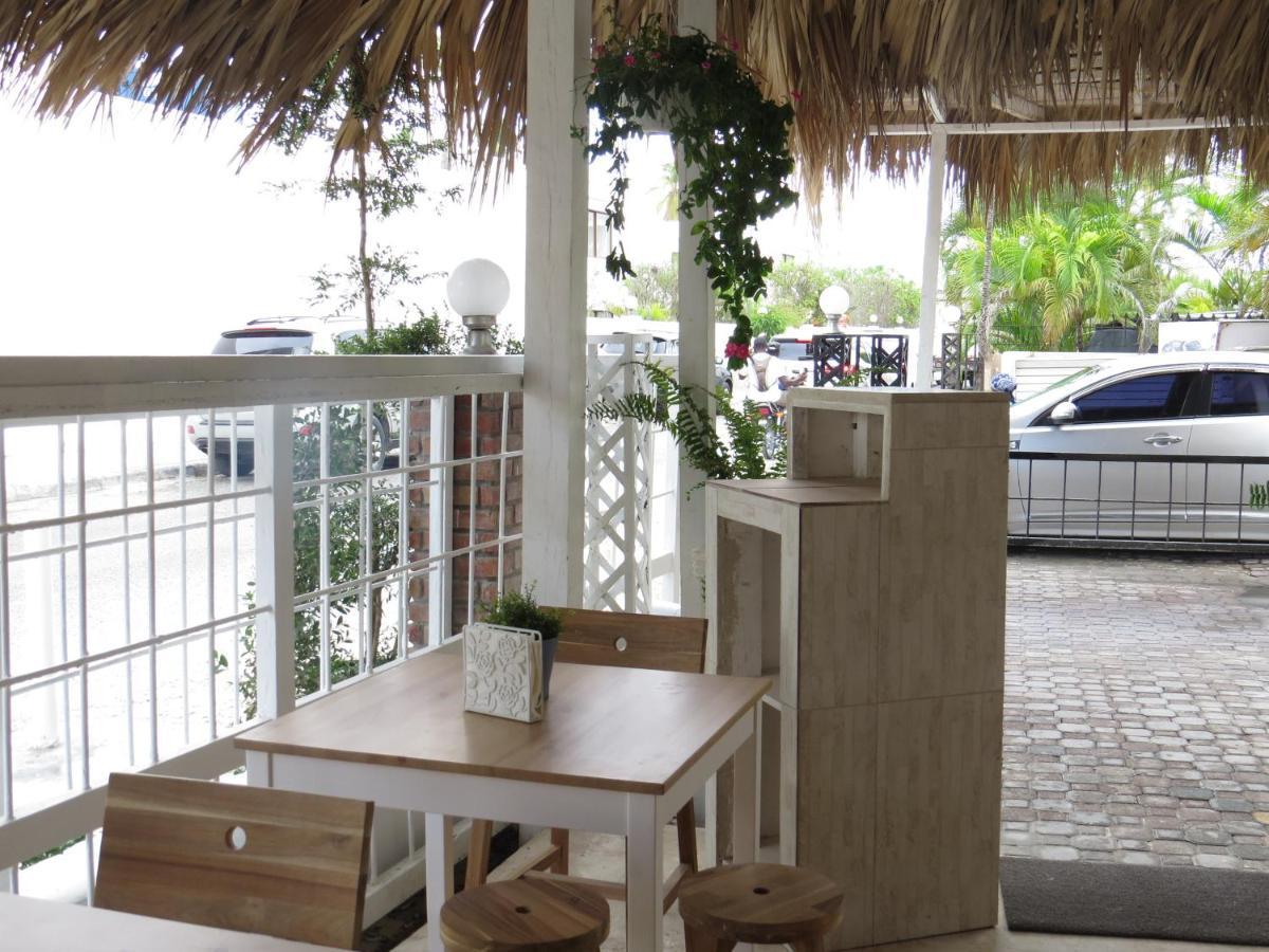 Hostel Punta Cana Exterior photo