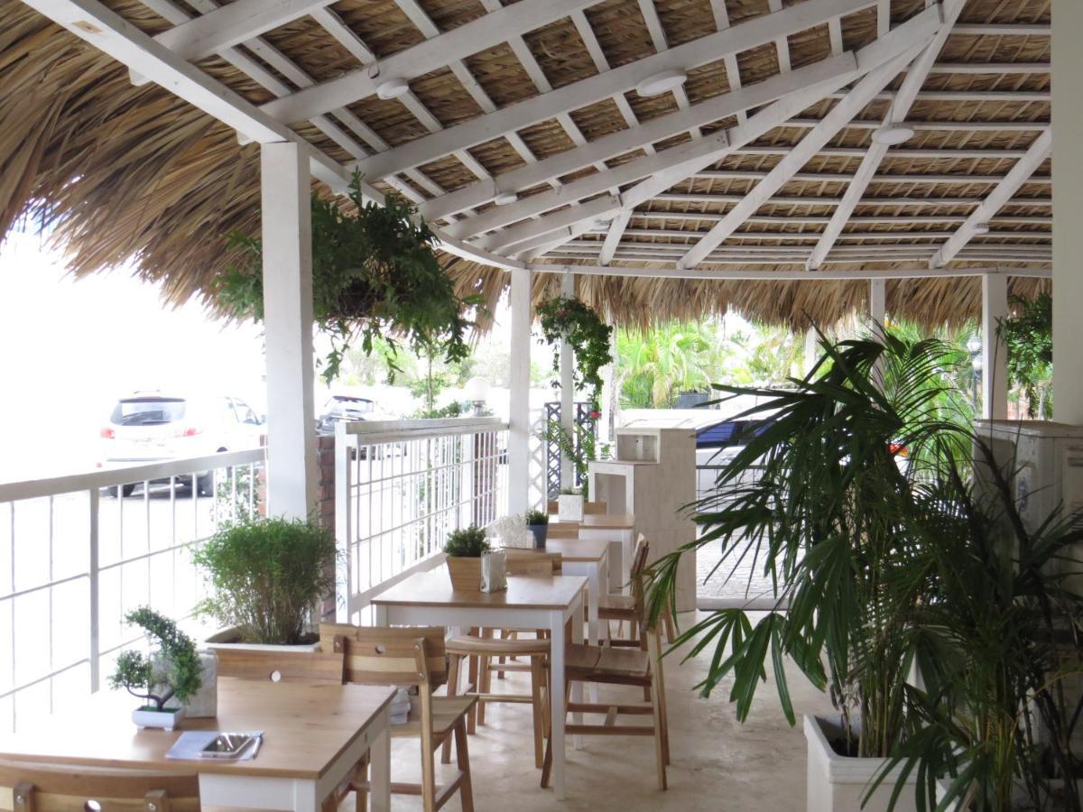 Hostel Punta Cana Exterior photo